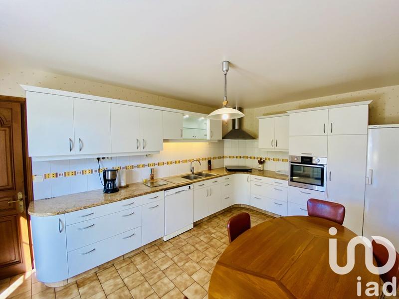 Maison - 178 m² - 7 pièces