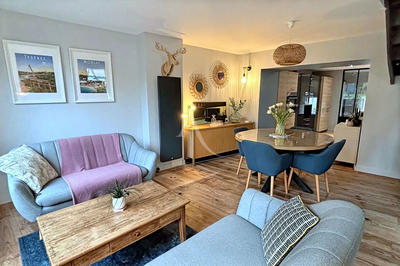 Maison - 152 m² - 6 pièces