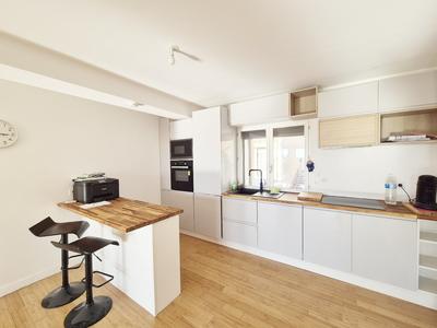 Appartement sur toit - 74 m² - 3 pièces