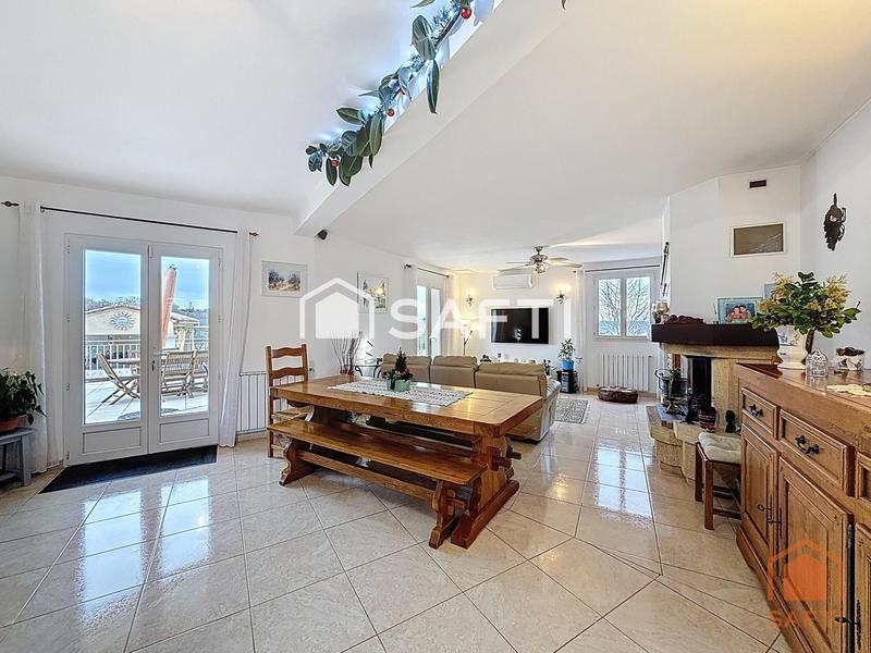 Villa - 140 m² - 4 pièces