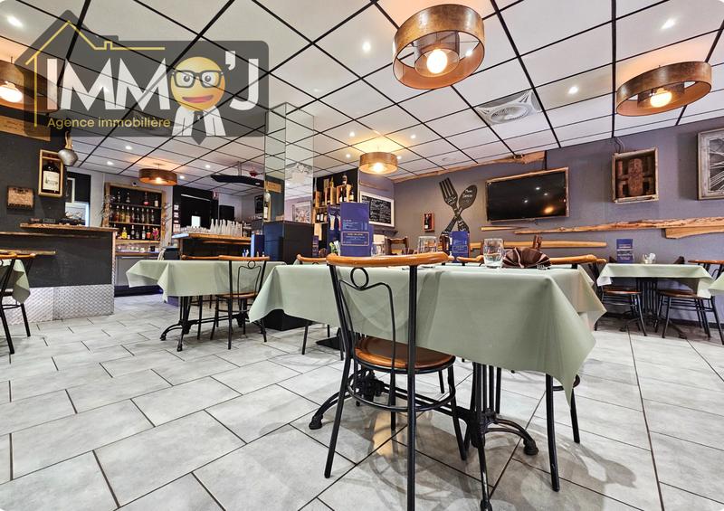 Local commercial - 162 m² - 4 pièces