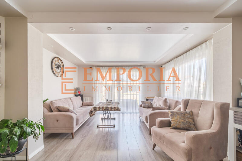 Maison - 107 m² - 6 pièces