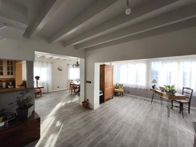 Maison - 145 m² - 7 pièces