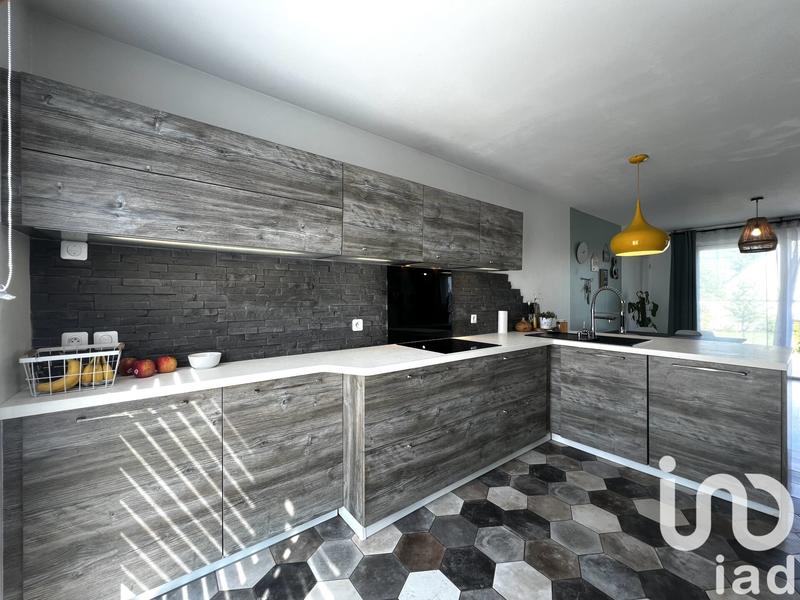 Maison - 125 m² - 7 pièces