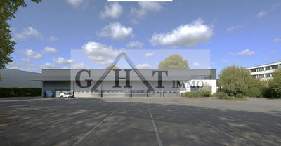 Entrepôt - 1 460 m²