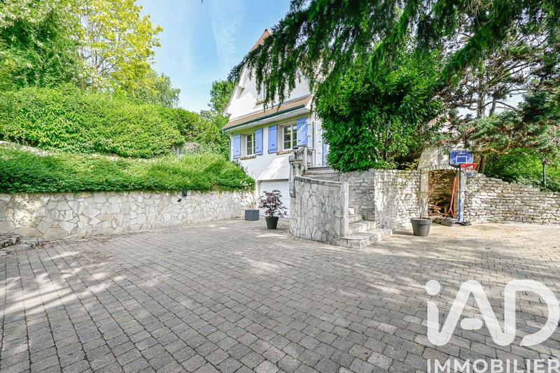 Maison - 173 m² - 7 pièces