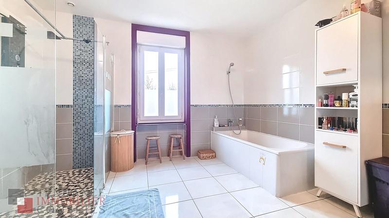 Maison ancienne - 136 m² - 6 pièces