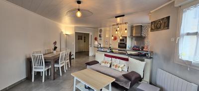 Appartement - 100 m² - 4 pièces