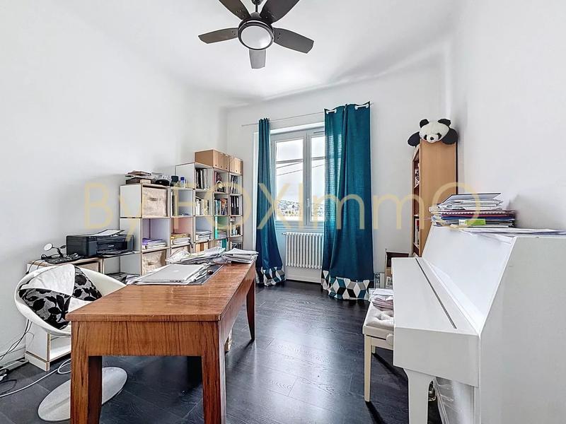 Appartement - 157 m² - 5 pièces