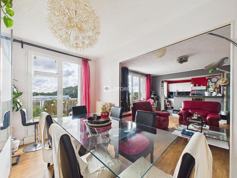 Appartement - 80 m² - 4 pièces