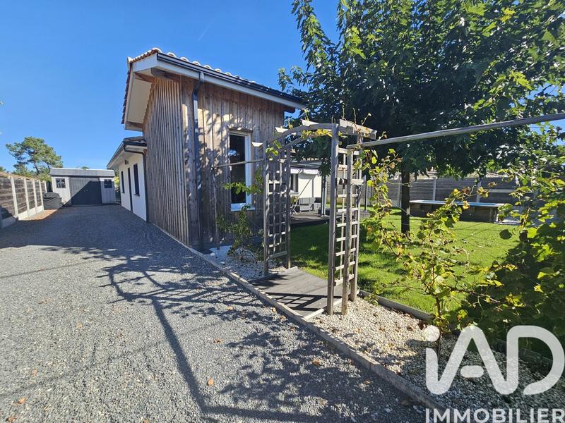 Maison - 93 m² - 5 pièces