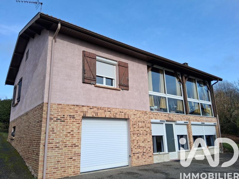 Maison - 204 m² - 6 pièces