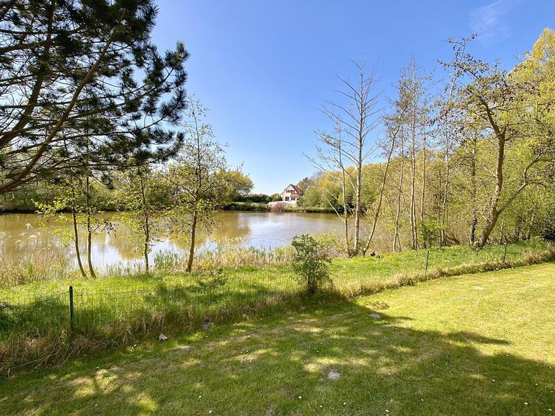 Maison - 266 m² - 8 pièces