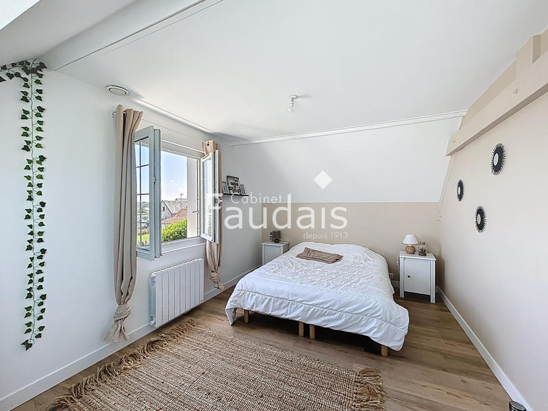 Maison - 107 m² - 6 pièces