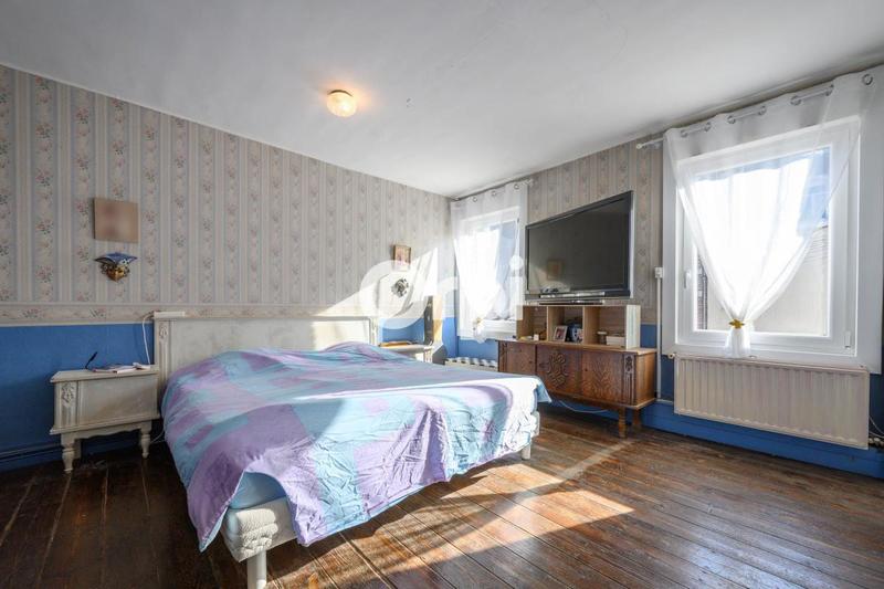 Maison - 208 m² - 8 pièces