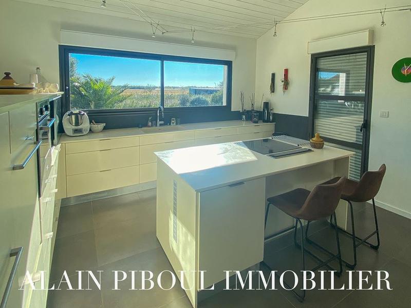 Maison - 180 m² - 6 pièces