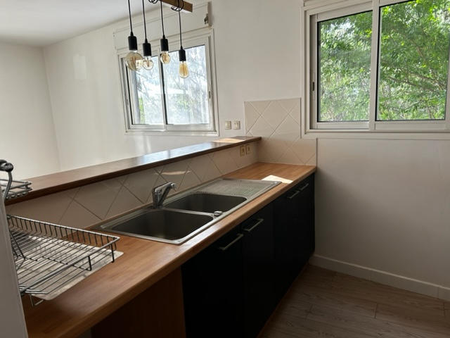 Appartement - 90 m² - 5 pièces