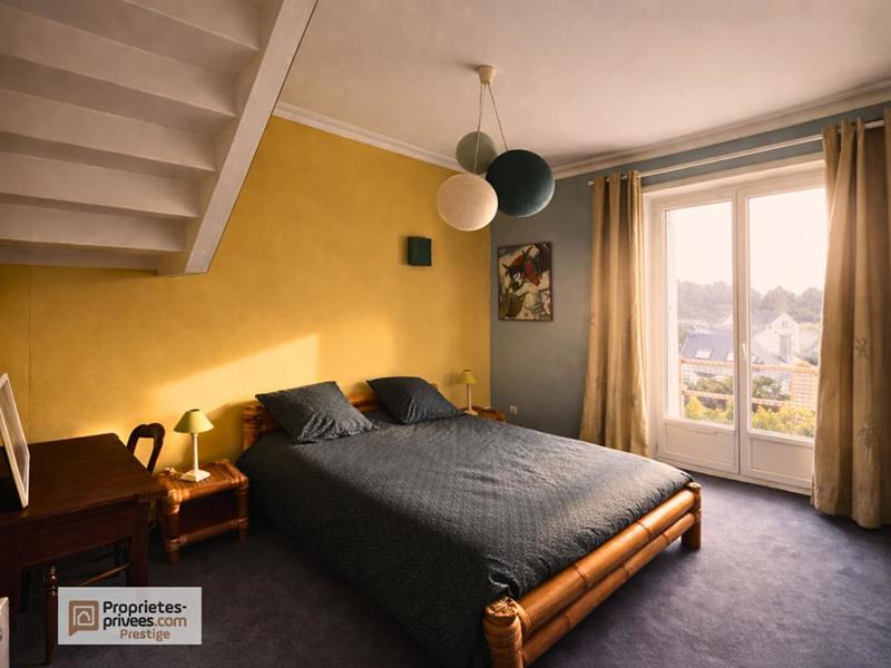 Maison - 172 m² - 7 pièces