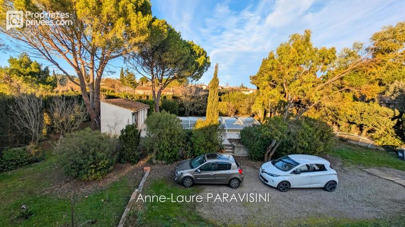 Maison - 205 m² - 5 pièces