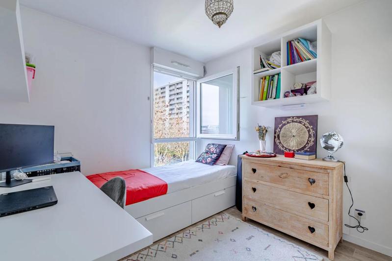 Appartement - 82 m² - 4 pièces