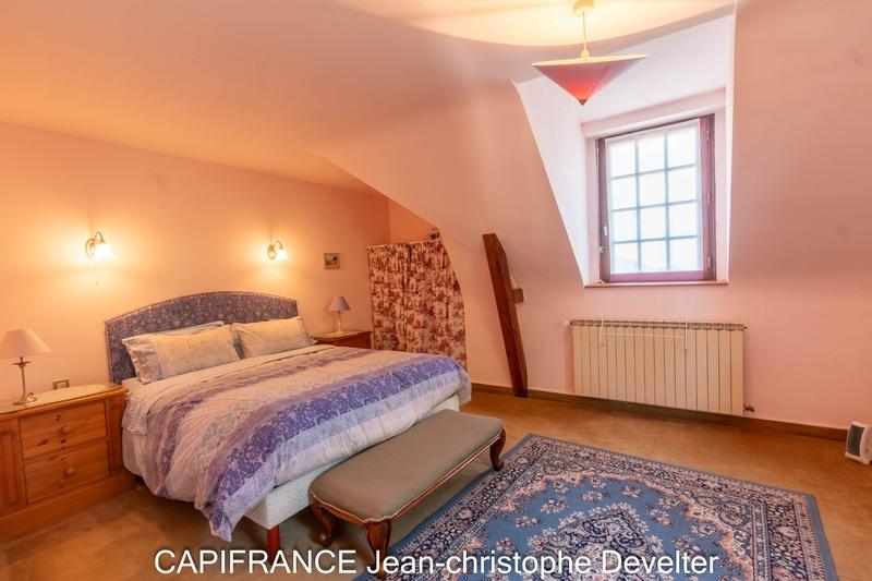 Maison en pierre - 250 m² - 8 pièces