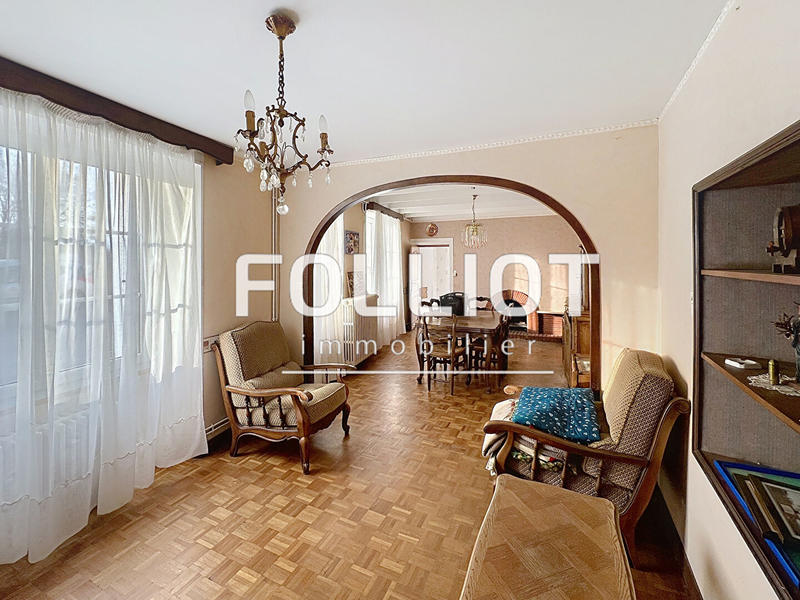 Maison - 97 m² - 5 pièces