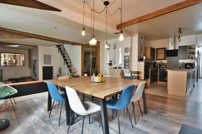 Maison - 157 m² - 9 pièces