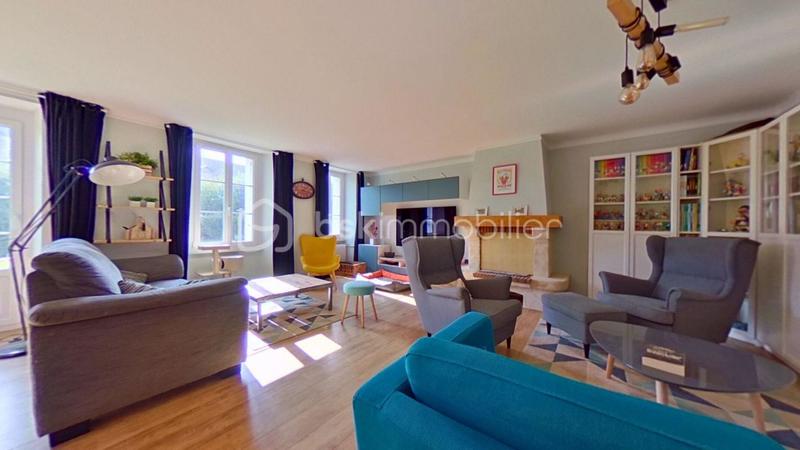 Maison de maîtres - 188 m² - 8 pièces