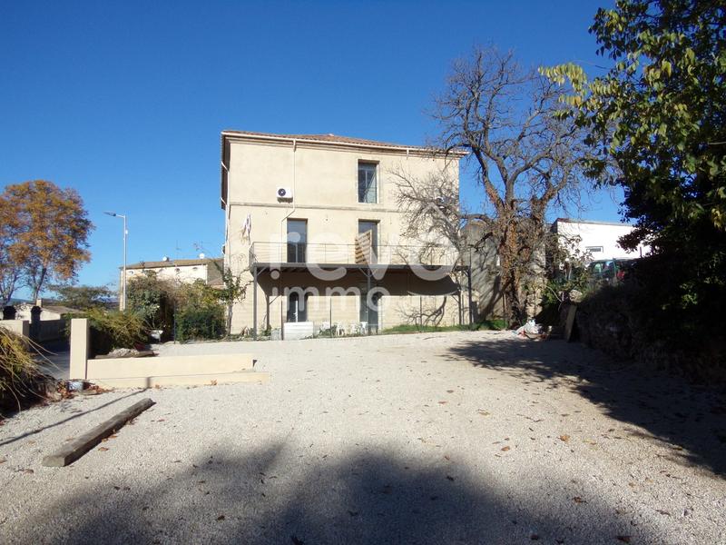 Appartement - 111 m² - 4 pièces