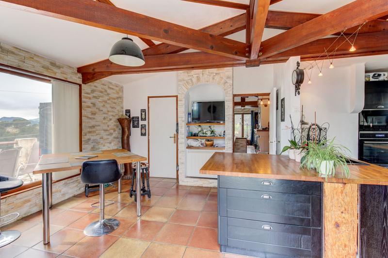 Maison - 170 m² - 7 pièces