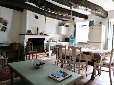 Maison - 140 m² - 4 pièces