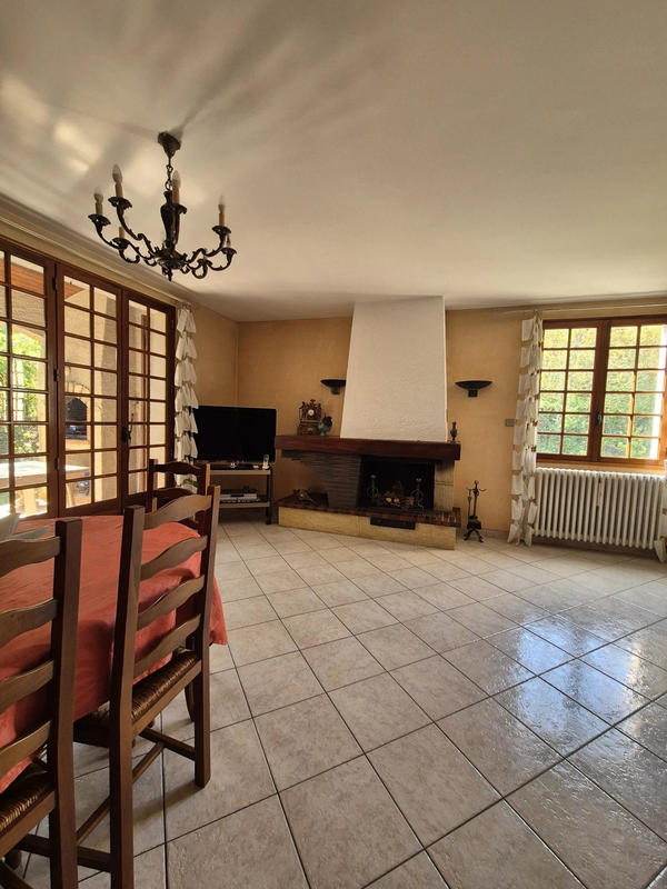 Maison - 144 m² - 5 pièces