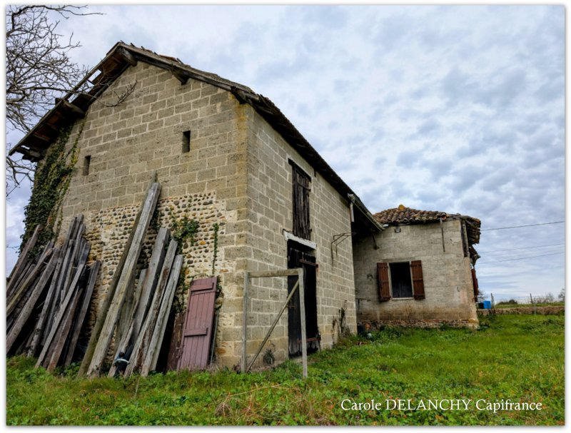 Maison - 99 m² - 4 pièces