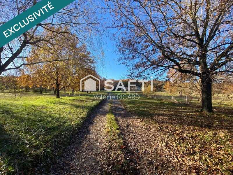 Maison - 210 m² - 7 pièces