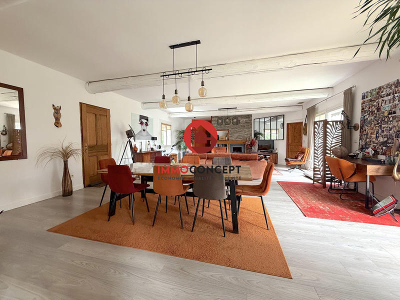 Maison - 162 m² - 6 pièces