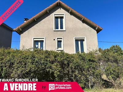 Maison - 90 m² - 6 pièces