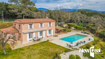Villa - 163 m² - 5 pièces