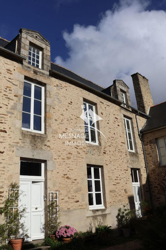 Appartement - 107 m² - 4 pièces