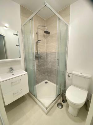 Chambre - 30 m² - 8 pièces