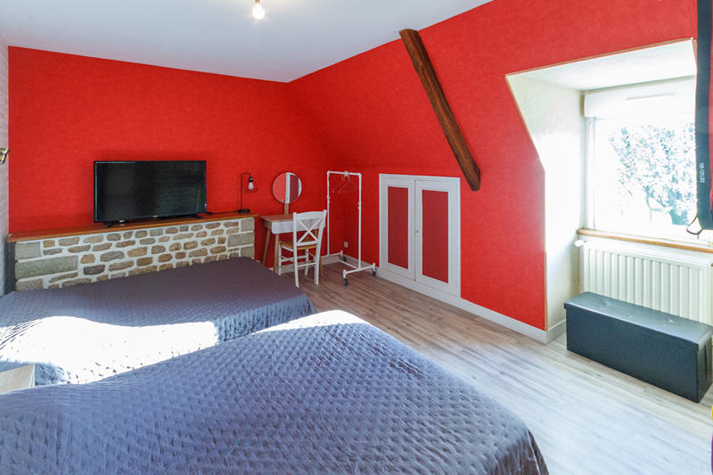 Maison - 161 m² - 7 pièces