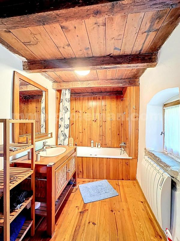 Corps de ferme - 136 m² - 5 pièces