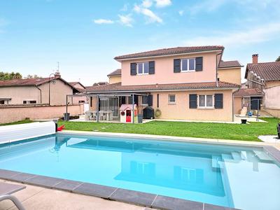 Maison - 148 m² - 7 pièces