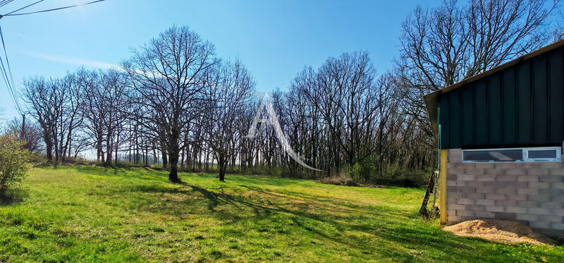 Local d'activité / Entrepôt - 270 m²