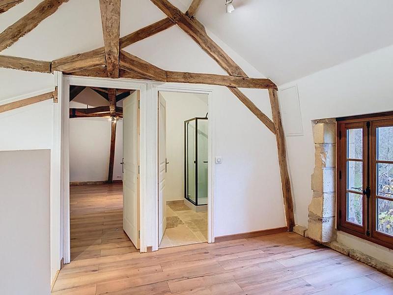 Maison - 200 m² - 7 pièces