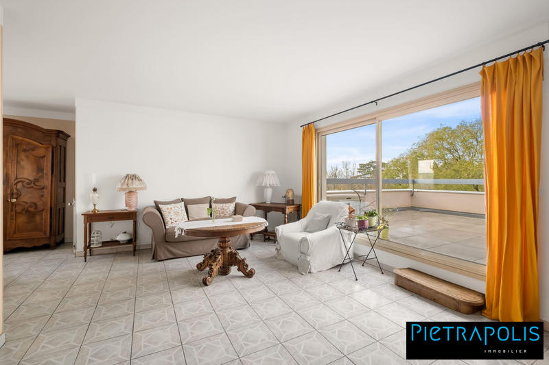 Appartement - 109 m² - 4 pièces