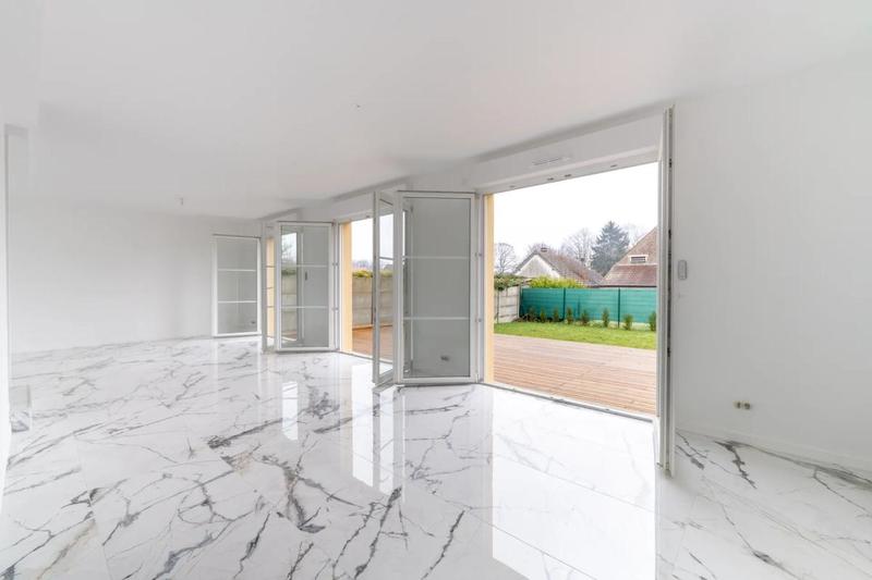 Maison - 141 m² - 6 pièces