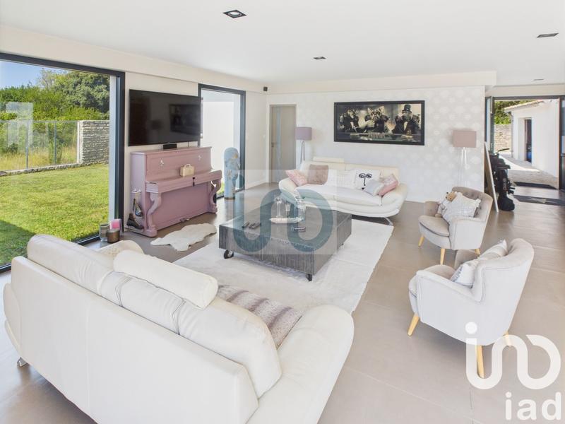 Maison - 187 m² - 7 pièces