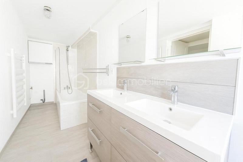 Maison de village - 70 m² - 4 pièces