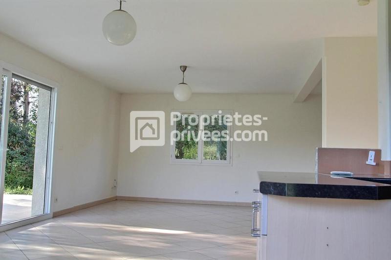 Maison - 147 m² - 8 pièces