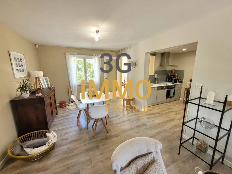 Villa - 207 m² - 9 pièces